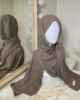 Fournisseur/grossiste de hijab en soie de médine taupe clair Cendrijab propose de la vente en gros ou demi gros de hijab de bonne qualité et pas cher. Cendrijab est basé en France