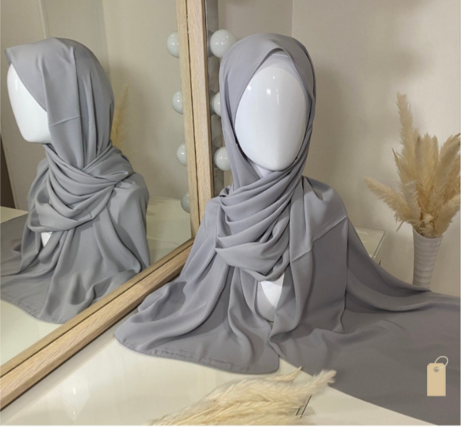 Fournisseur/grossiste de hijab en soie de médine gris, Cendrijab est basé dans le nord de la France
