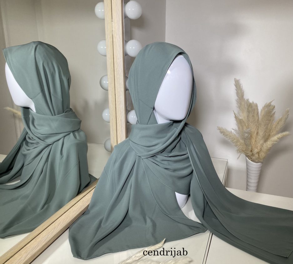 Vente en gros ou demi-gros de hijab en soie de médine, de couleurs vert pastel de bonne qualité, Cendrijab est situé dans le nord de la France et propose une livraison rapide. Cendrijab est grossiste/fournisseur de voile