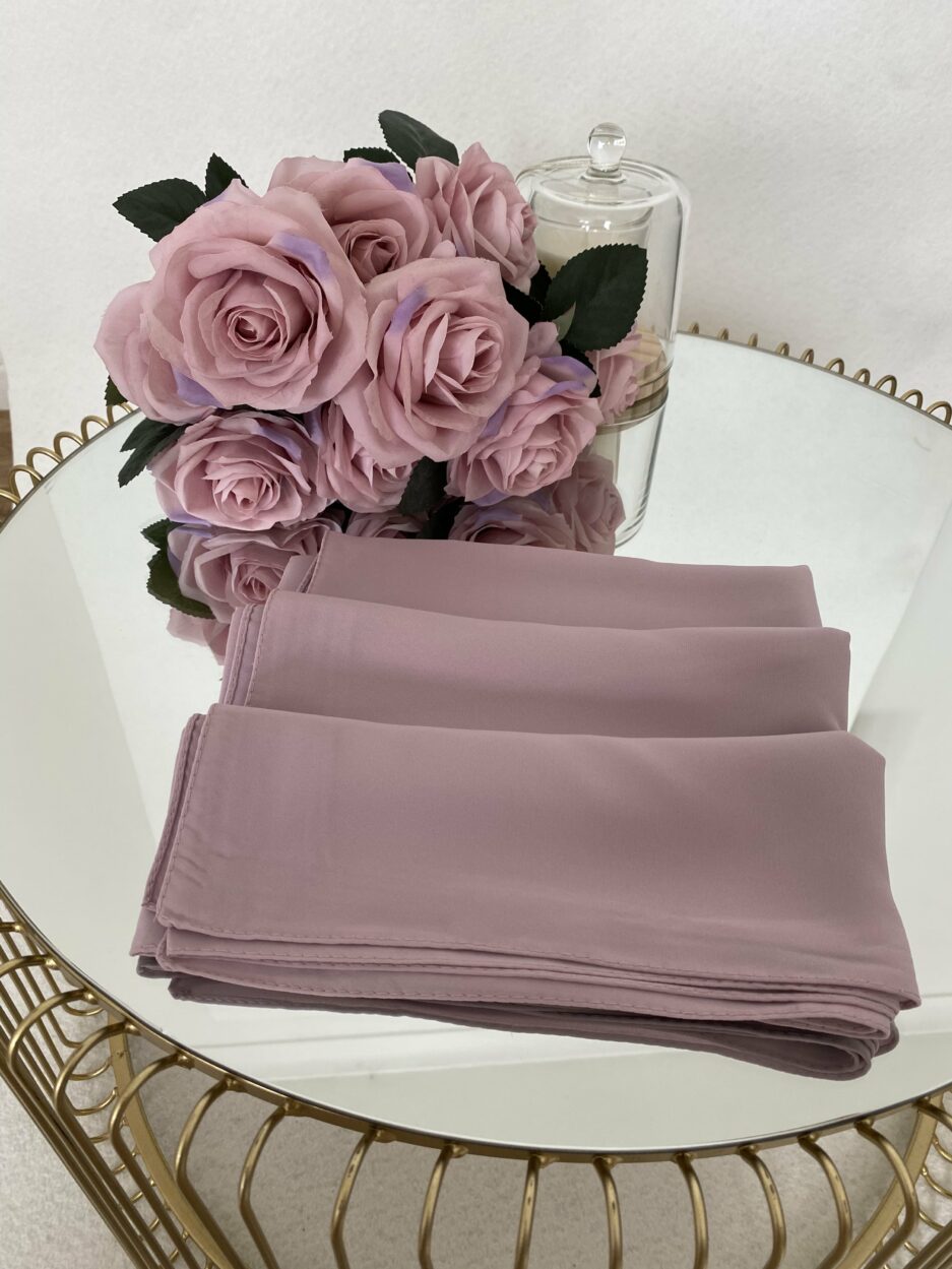 Cendrijab vend en ligne des hijab au détail ou en gros de hijab soie de médine rose pastel de bonne qualité 100% opaque, long, livraison rapide en 24H Nouveau hijab en soie de médine